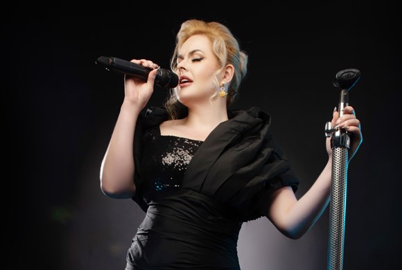 Adele Tribute - Hometown Glory