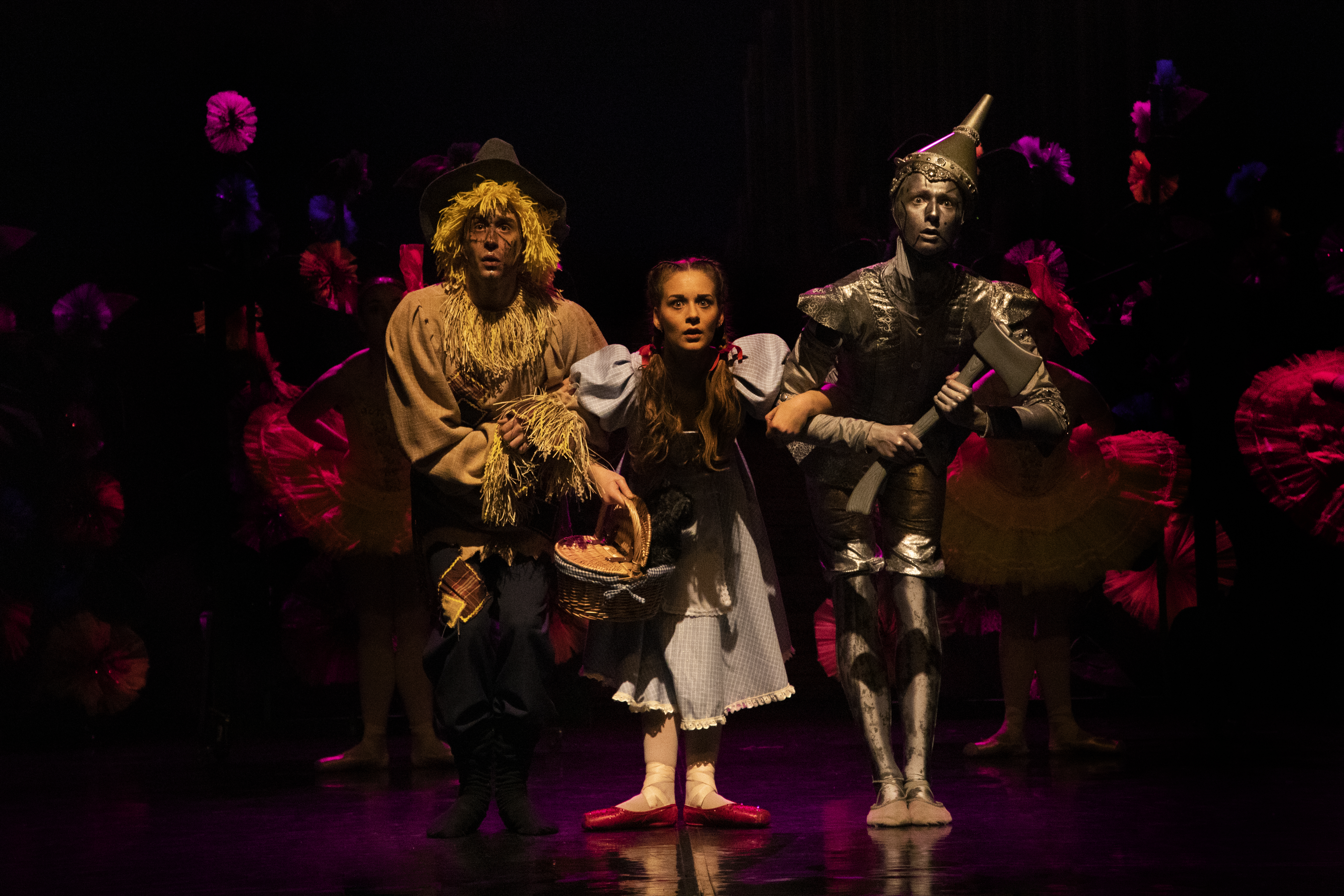 Dorothy, Scarecrow, Tinman in the Dark Forest